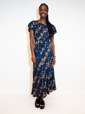 Marni Maxi Kleid kurzarm mit Bindegürtel in dunkelblau und farbigem Blumen-Print